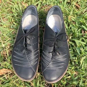 Naot Kumara lace up women’s shoes